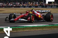 开云体育-包含索伯车队鏖战迈凯伦，阿隆索刷新纪录的词条