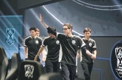 开云体育直播-100T鏖战TSM，Faker统治全场