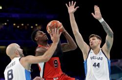 开云APP-包含加拿大男篮险胜阿根廷男篮，米尔萨普统治全场的词条