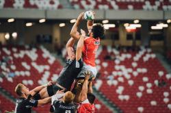 开云体育官方网站-一球定江山，詹姆斯终场绝杀，湖人险胜猛龙背后的英雄时刻