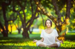 开云足球直播-马克西大场面先生，凯尔特人强势晋级上海队