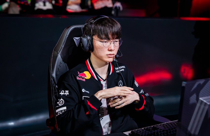 EG碾压HLE，Faker惊艳世界