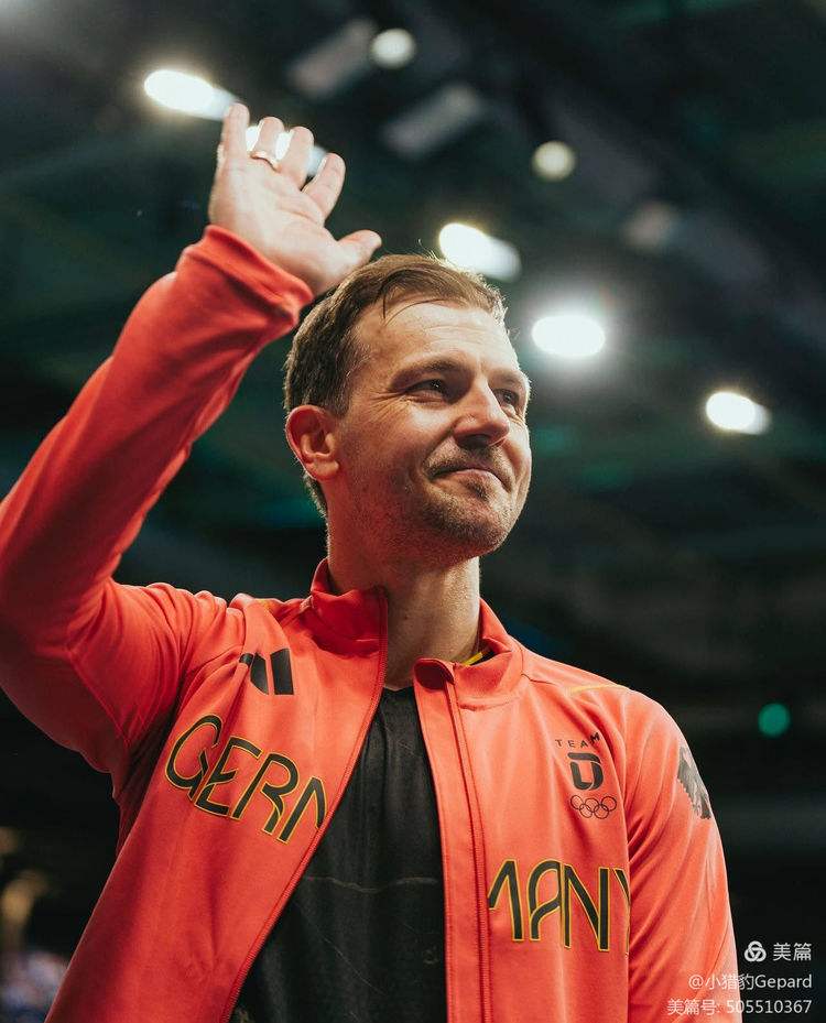 包含奥地利乒乓球队险胜瑞典乒乓球队，波尔制霸全场的词条