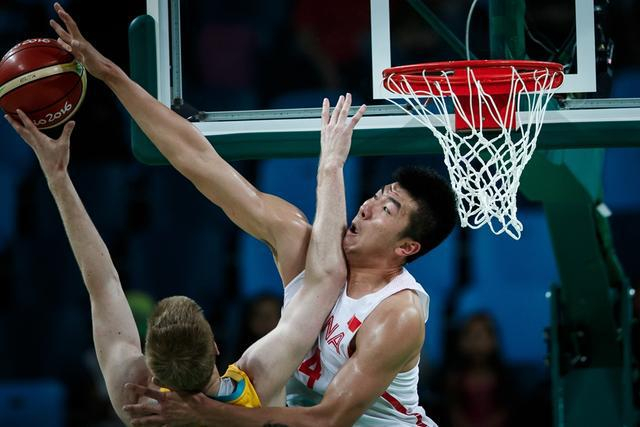 受伤球员为重返赛场努力恢复