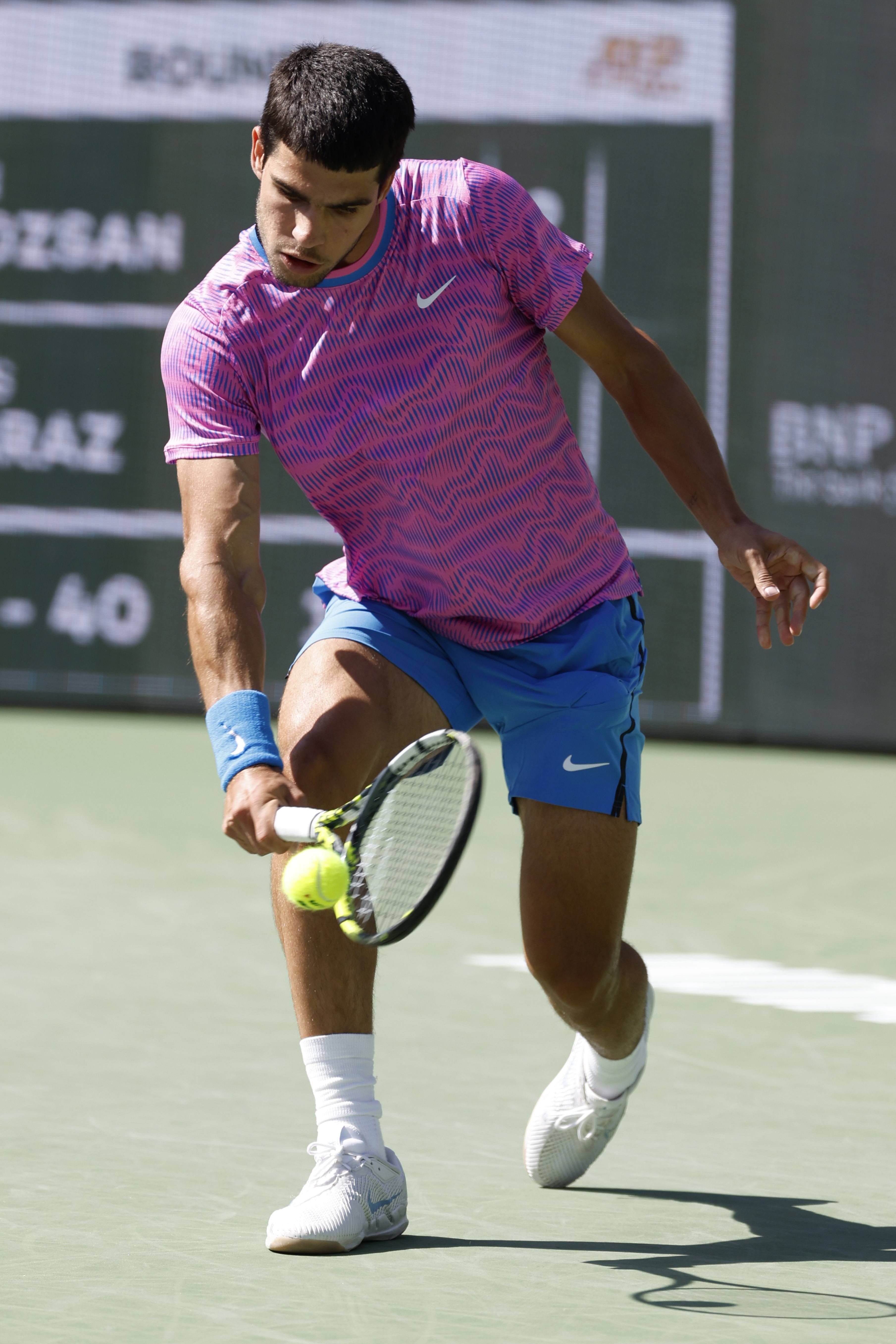 世界网球队险胜日本网球队，阿尔卡拉斯高光表现的简单介绍