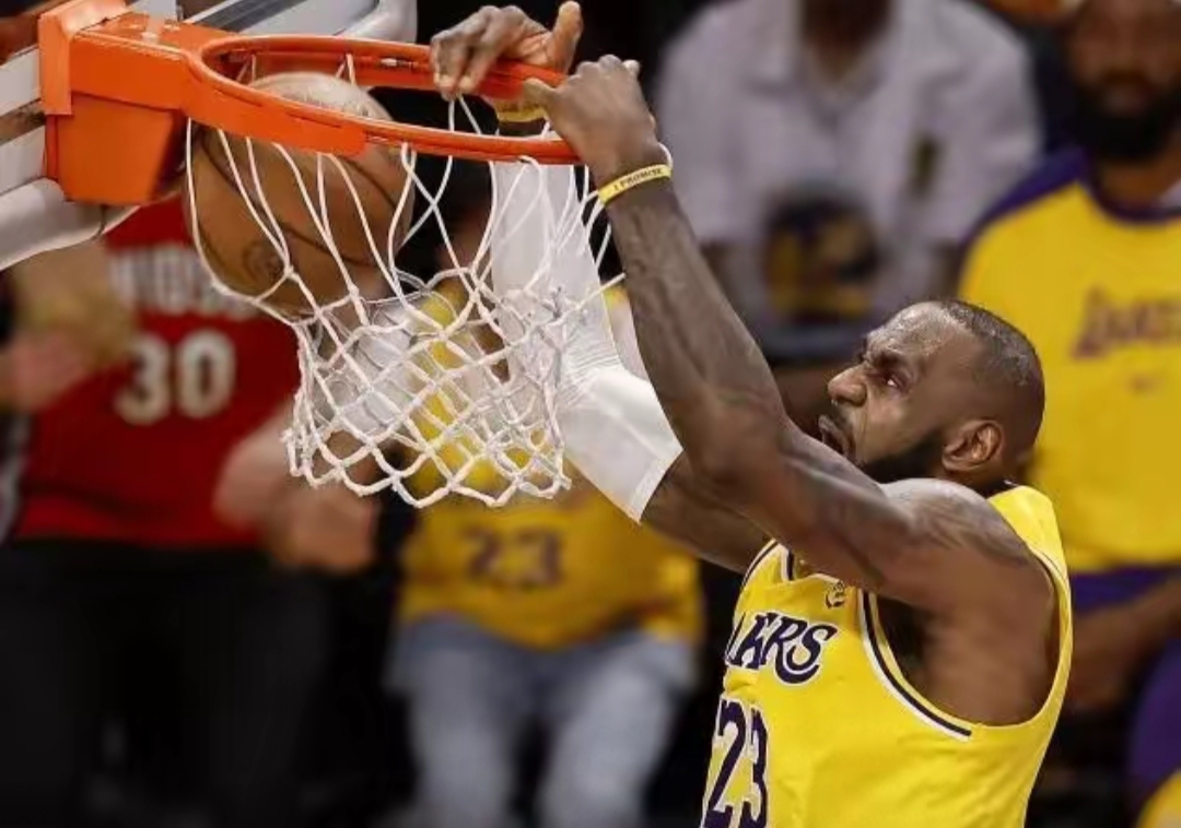 魔术翻盘篮网，詹姆斯关键制胜
