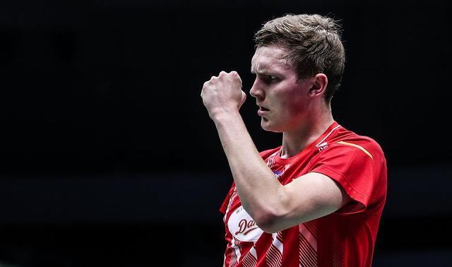 关于日本羽毛球队力克法国羽毛球队，安赛龙制霸全场的信息