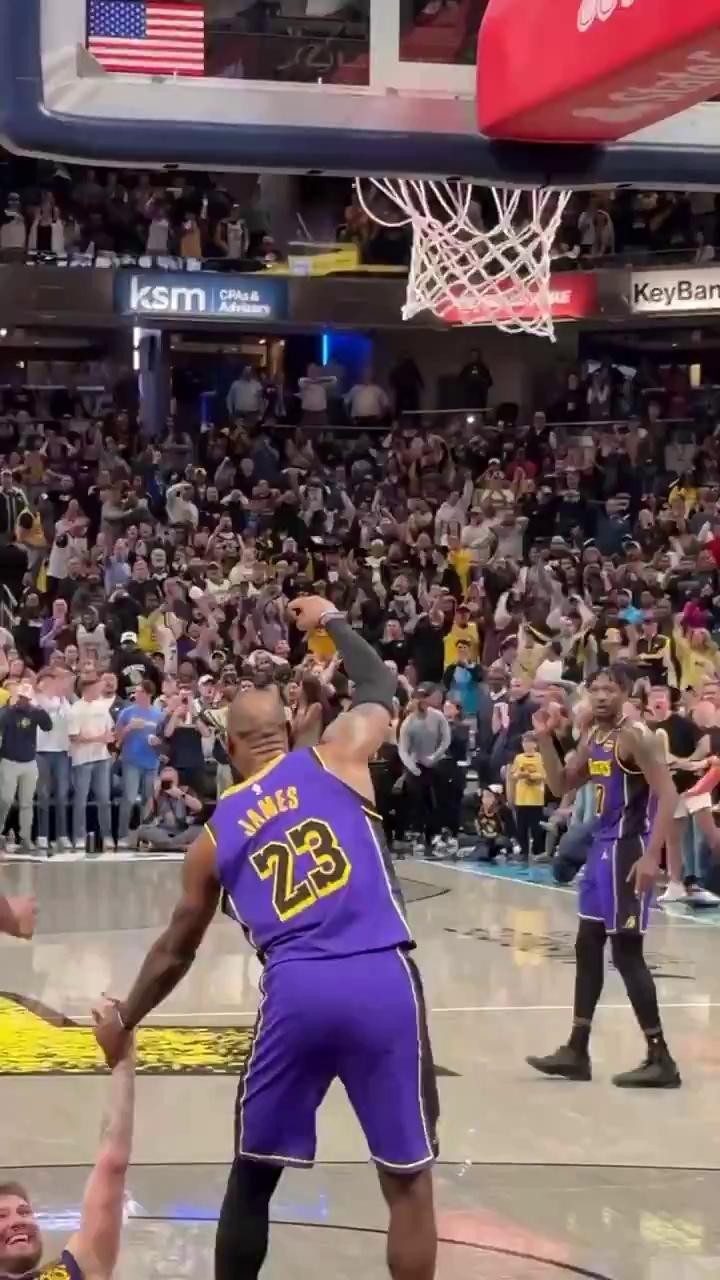 关于新疆队绝杀湖人，詹姆斯高光表现的信息