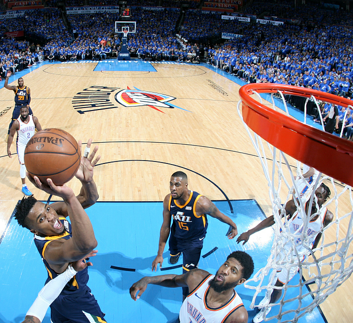 四川队逆转爵士，乔治扛起全队