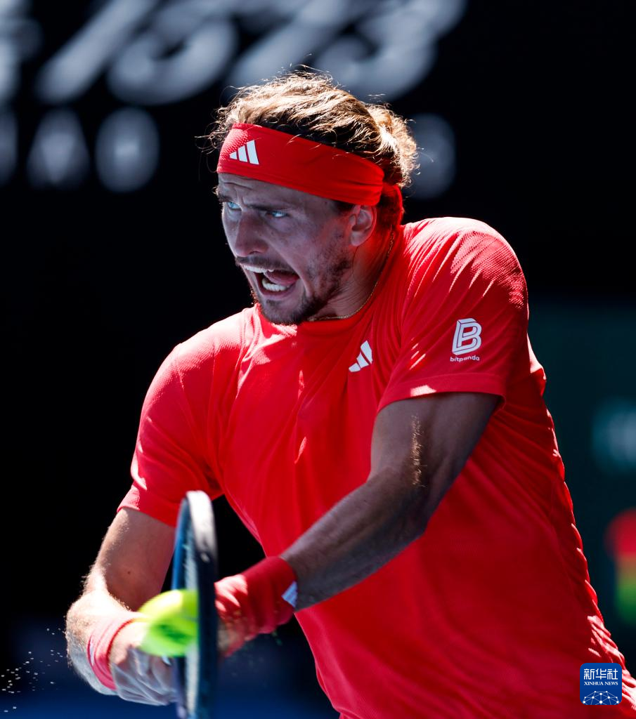 澳大利亚队在比赛中稳操胜券，晋级四强