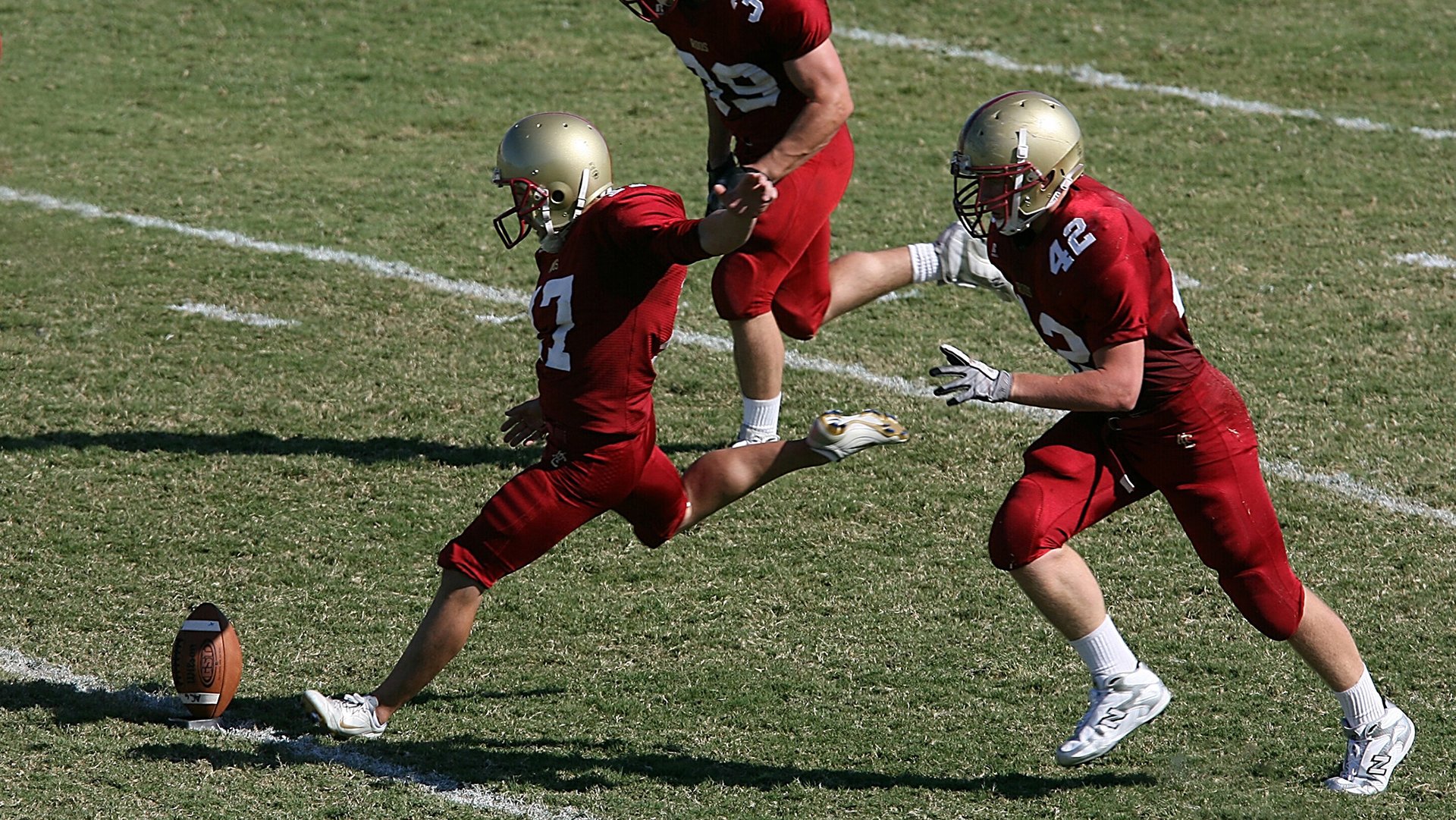 卡塞米罗末节统治级表现，英格兰攻防一体完胜爱尔兰