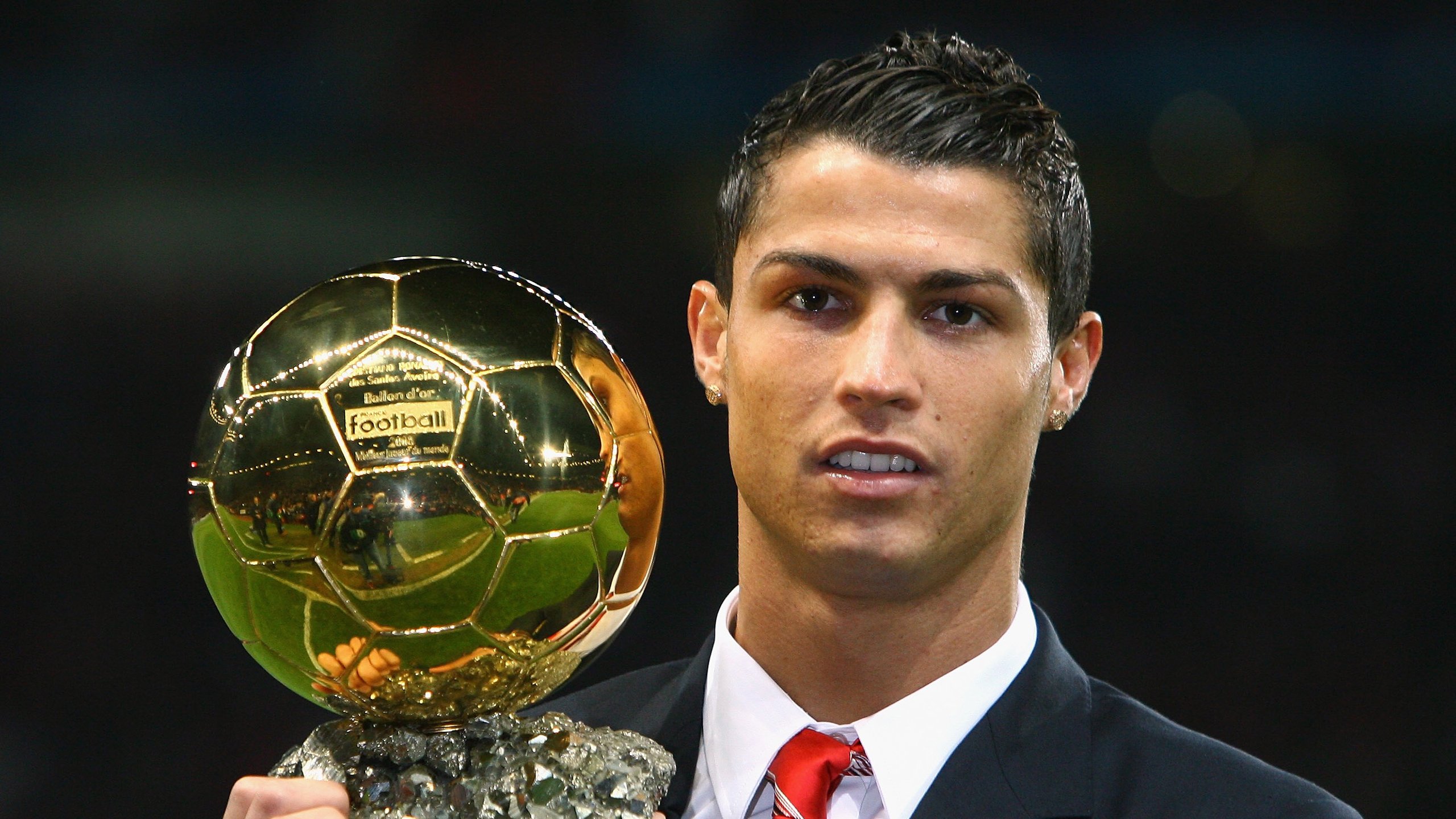 逆转之夜，格纳布里关键一击，曼联绝境重生